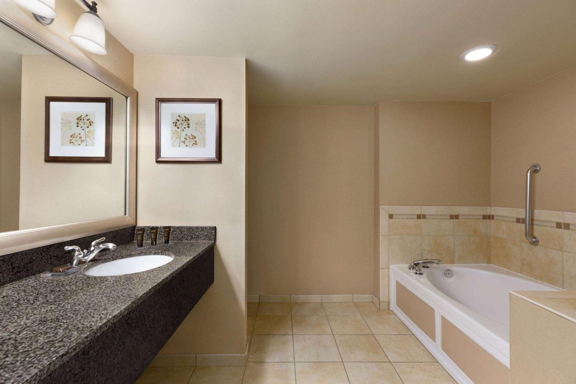 Wingate By Wyndham Denver Tech Center Greenwood Village Ngoại thất bức ảnh